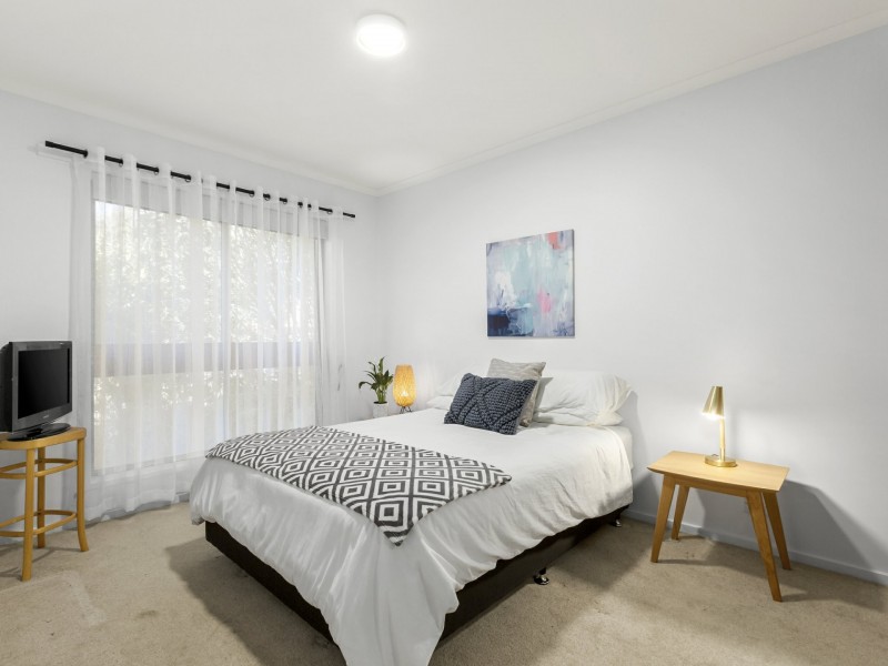 24 Horne Avenue, St Leonards VIC 3223
