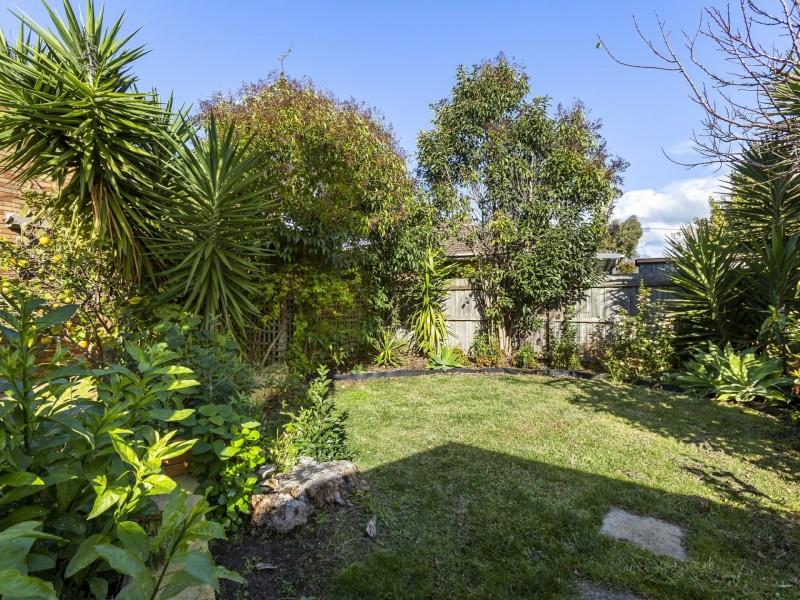 24 Horne Avenue, St Leonards VIC 3223