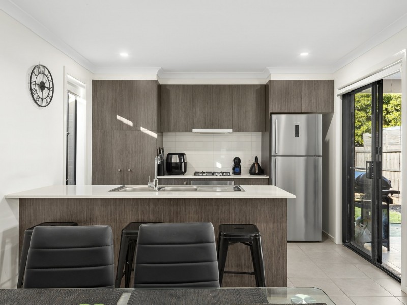 2/437 Ibbotson Street, St Leonards VIC 3223