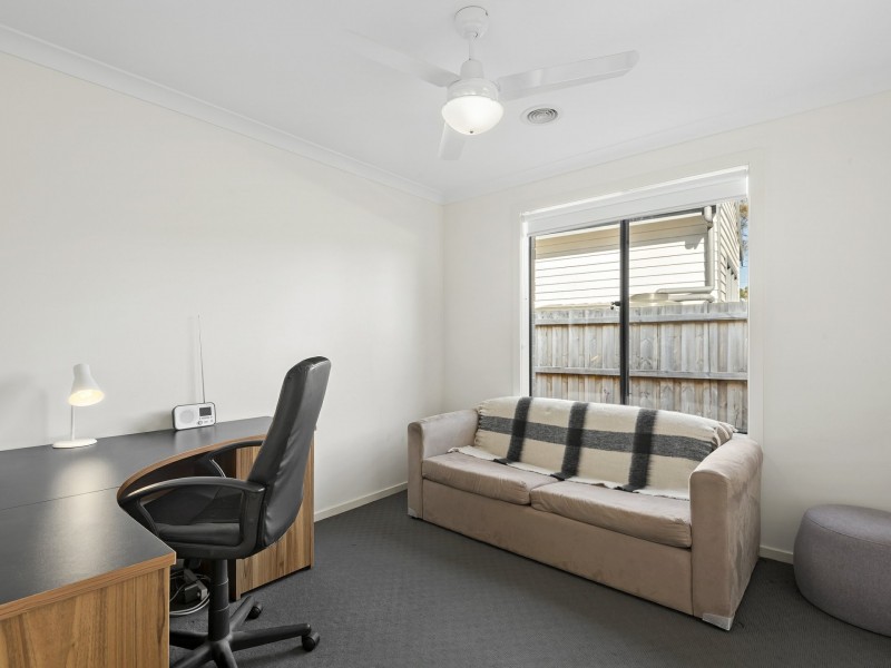 2/437 Ibbotson Street, St Leonards VIC 3223