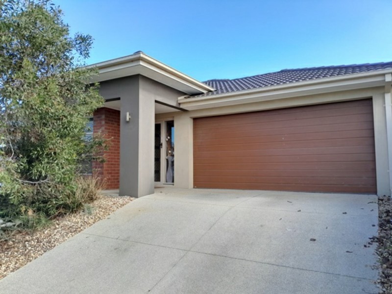 49 Majestic Way, St Leonards VIC 3223