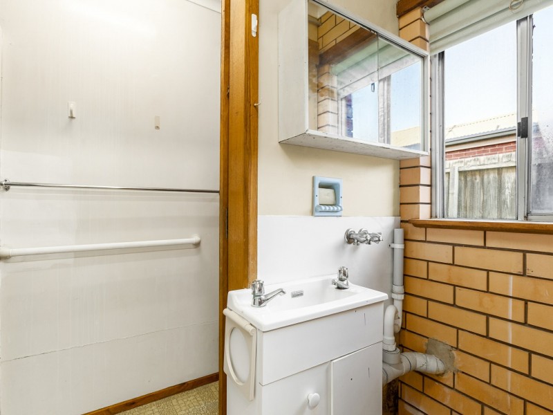 Unit 1/42 Dudley Parade, St Leonards VIC 3223