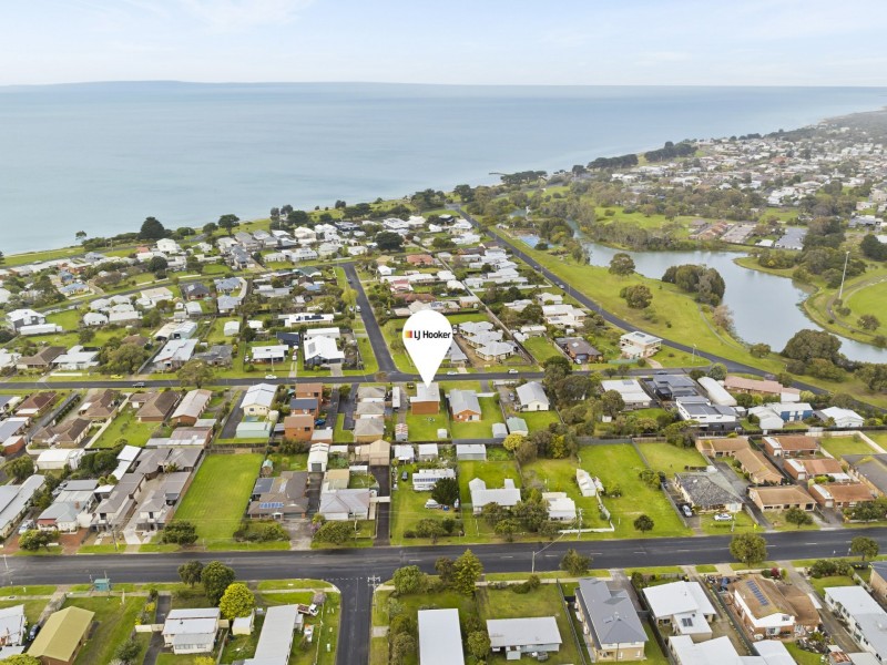 Unit 1/42 Dudley Parade, St Leonards VIC 3223