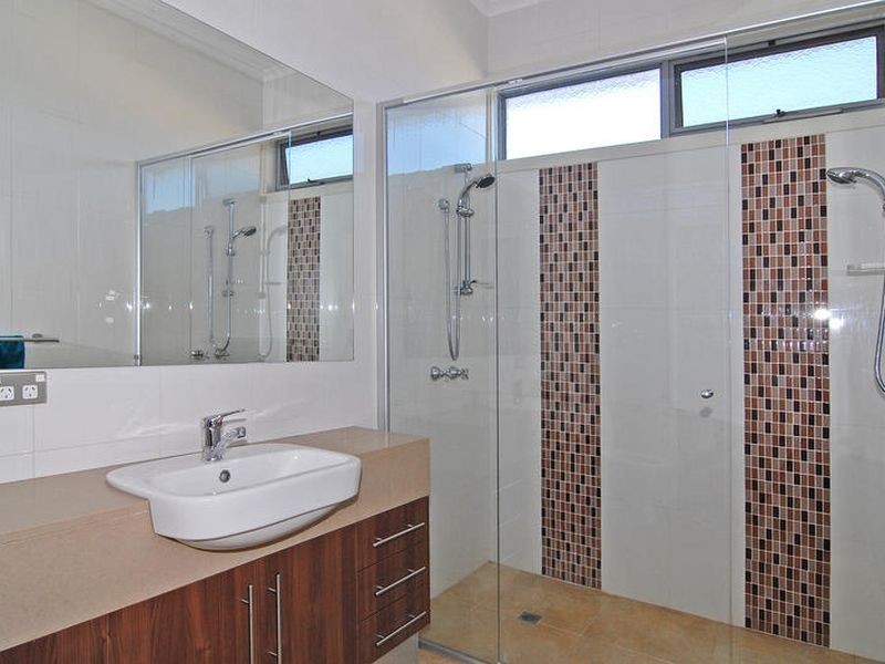 1/27 Bayside Avenue, St Leonards VIC 3223