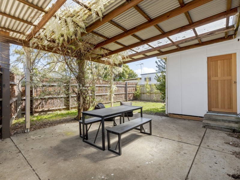 1/6 Narvik Avenue, St Leonards VIC 3223