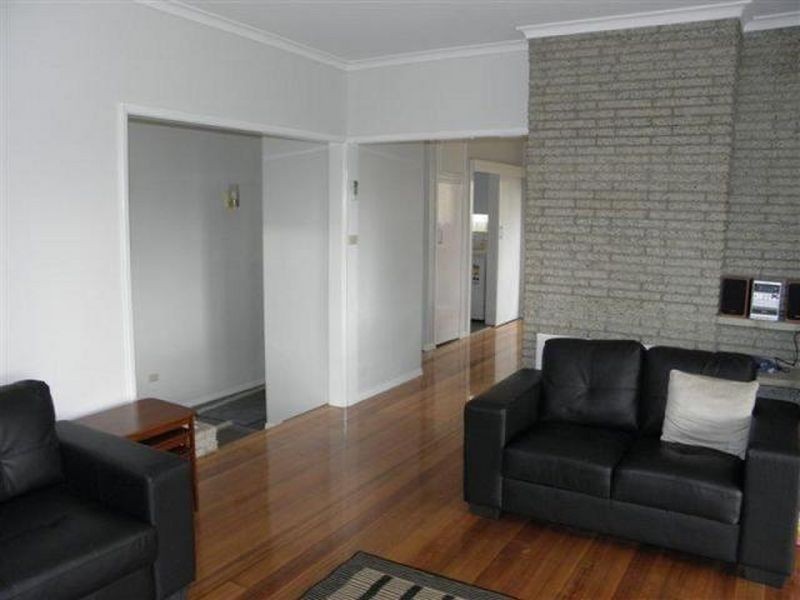 12 Gilbert Street, St Leonards VIC 3223