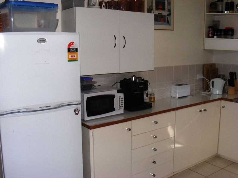 10 Hopetoun Street, St Leonards VIC 3223