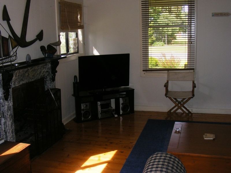 10 Hopetoun Street, St Leonards VIC 3223