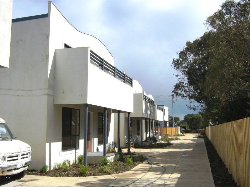 2/38 Ward Street, St Leonards VIC 3223