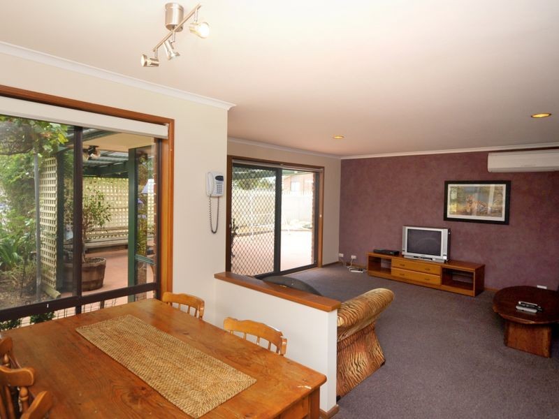 24 Thomson Boulevard, St Leonards VIC 3223