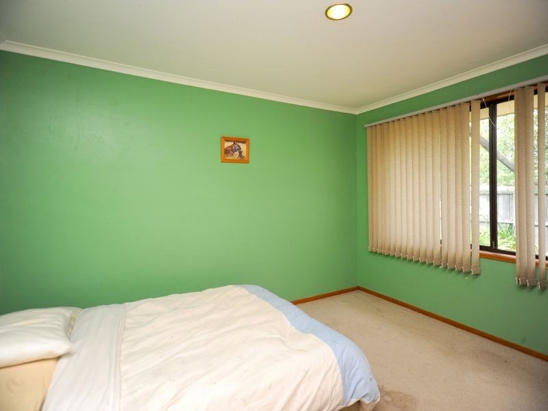 24 Thomson Boulevard, St Leonards VIC 3223