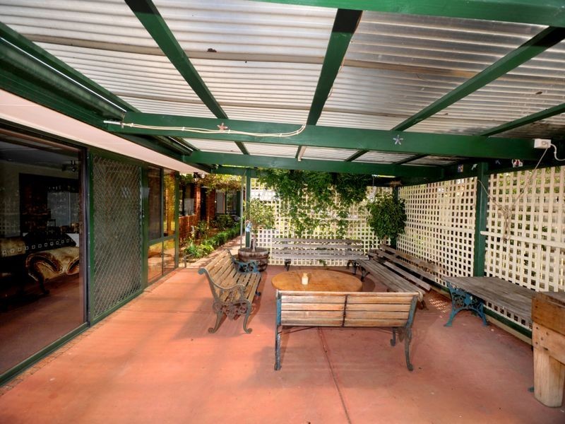 24 Thomson Boulevard, St Leonards VIC 3223