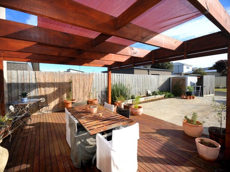 11 Halyard Terrace, St Leonards VIC 3223