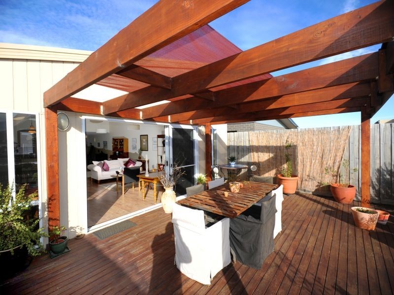 11 Halyard Terrace, St Leonards VIC 3223