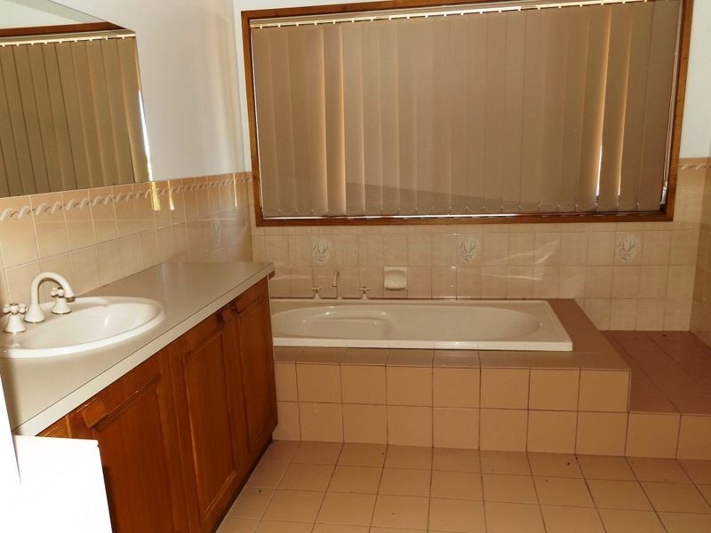 300 Old St Leonards Road, St Leonards VIC 3223