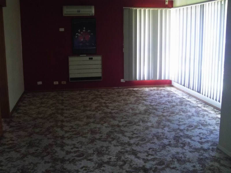 33 The Esplanade, Portarlington VIC 3223