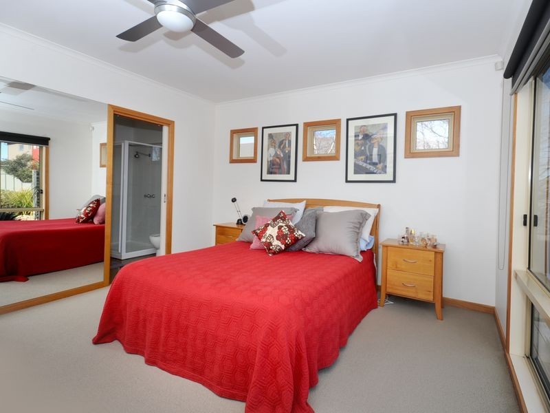 46 Gilbert Street, St Leonards VIC 3223