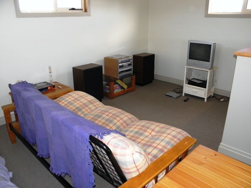 12 Seaview Avenue, St Leonards VIC 3223