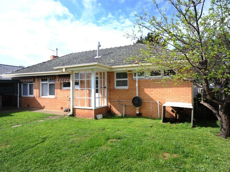 28 Wattletree Avenue, St Leonards VIC 3223