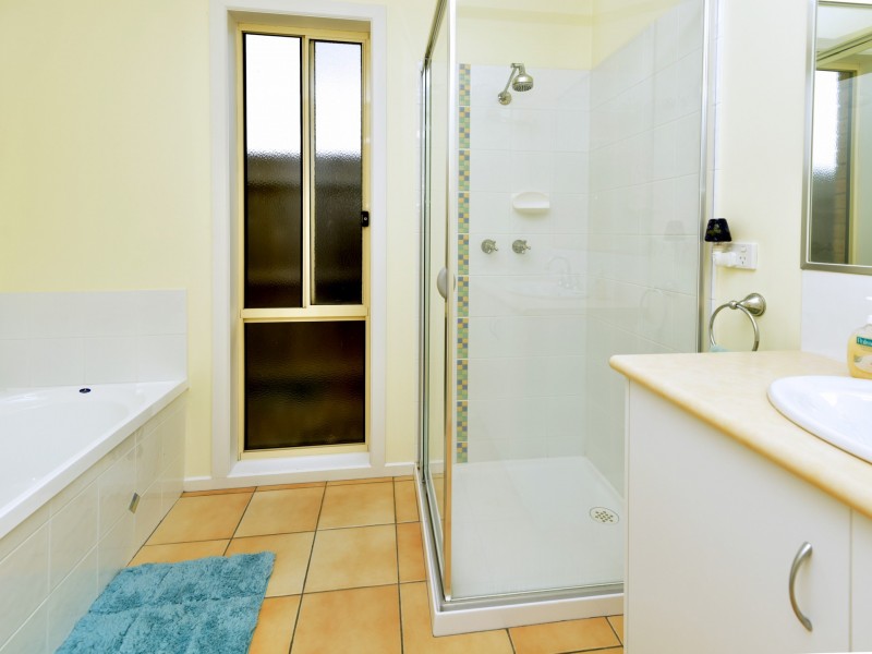 34 Pearl Bay Passage, St Leonards VIC 3223