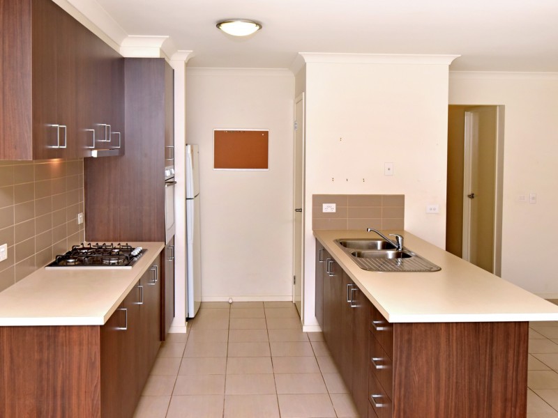 12 Wave Street, St Leonards VIC 3223