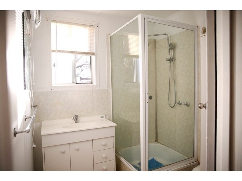 30 Lake View Crescent, St Leonards VIC 3223