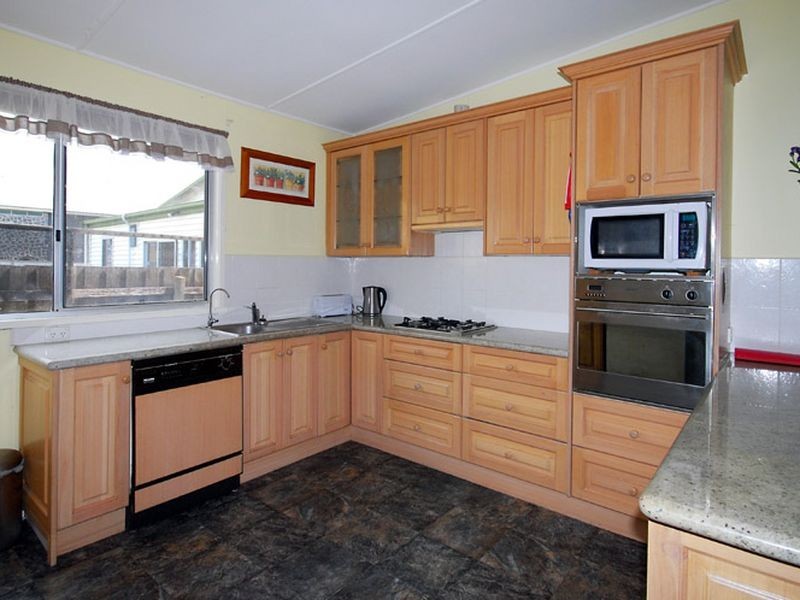 121 The Esplanade, Portarlington VIC 3223
