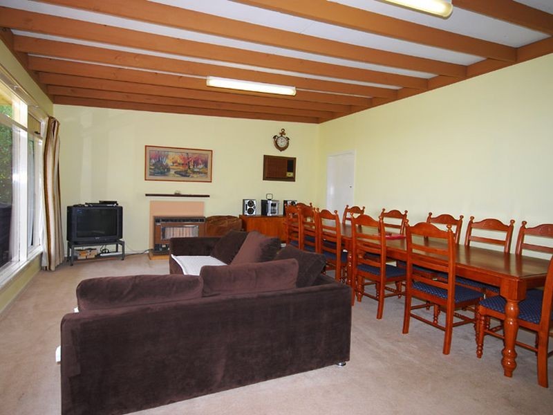 121 The Esplanade, Portarlington VIC 3223