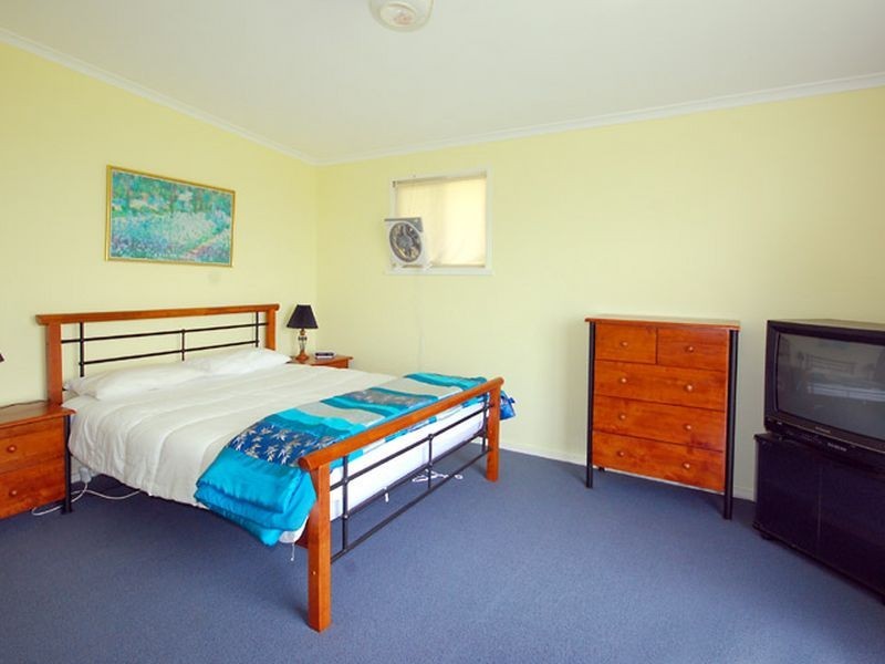 121 The Esplanade, Portarlington VIC 3223