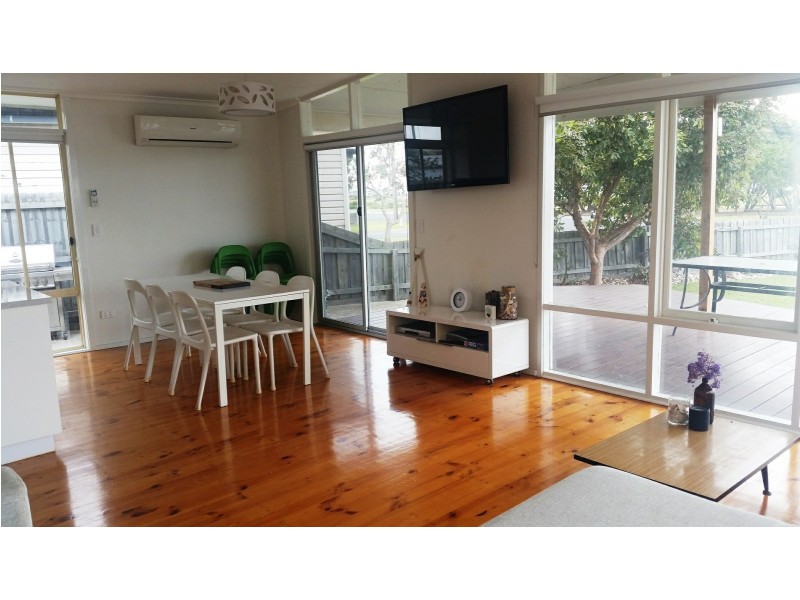 228 The Esplanade, Indented Head VIC 3223