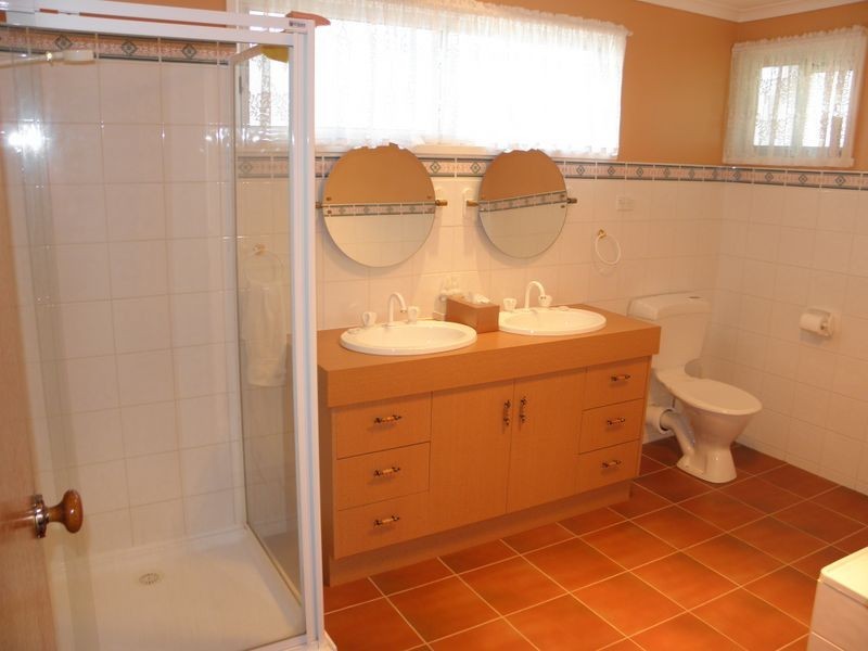 19 Bayside Avenue, St Leonards VIC 3223