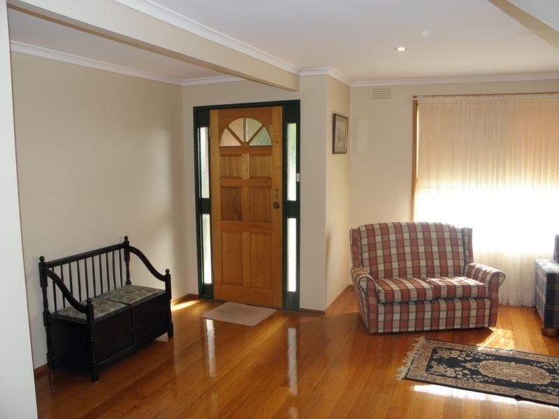 19 Bayside Avenue, St Leonards VIC 3223