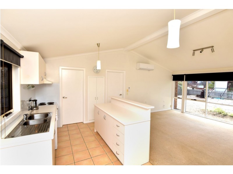 31 Wattlehill Grove, St Leonards VIC 3223