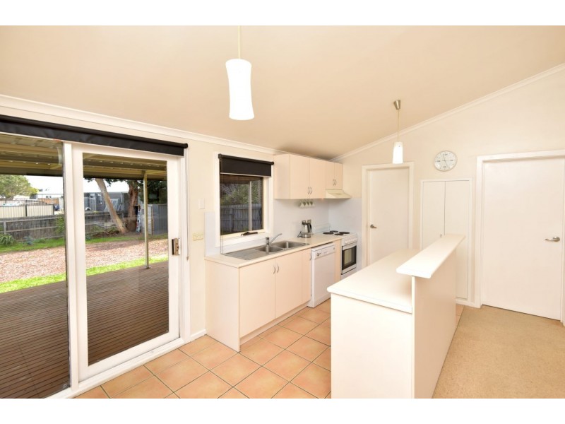 31 Wattlehill Grove, St Leonards VIC 3223