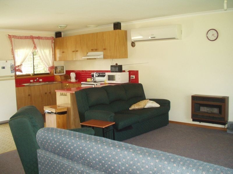 19 Walpole Avenue, Indented Head VIC 3223