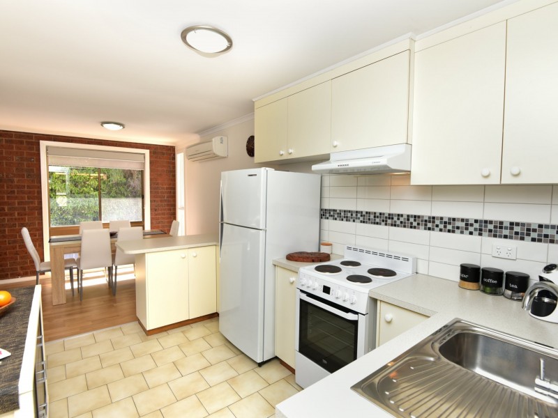 Unit 2/1318 Murradoc Road, St Leonards VIC 3223