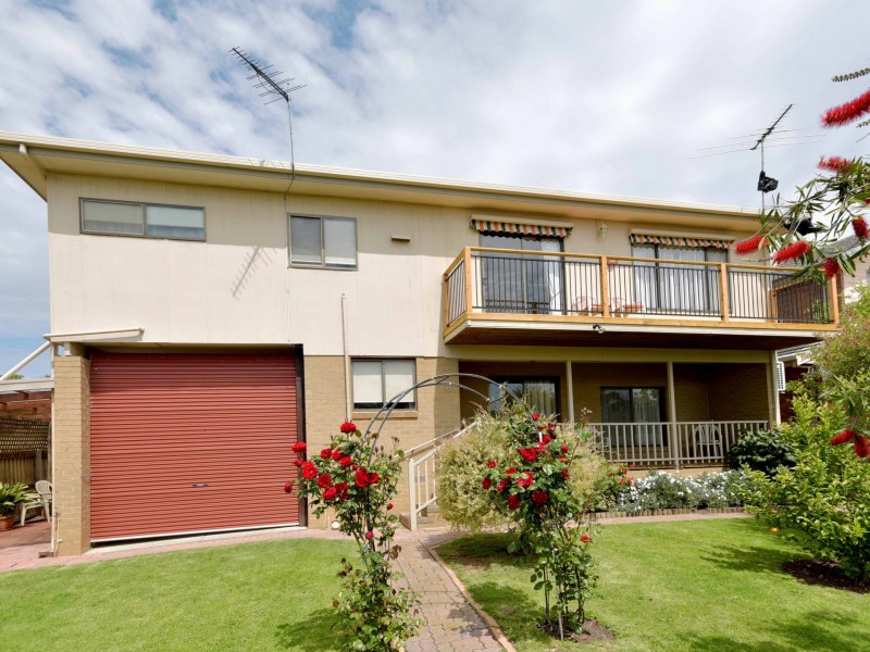 68 Harvey Road, St Leonards VIC 3223