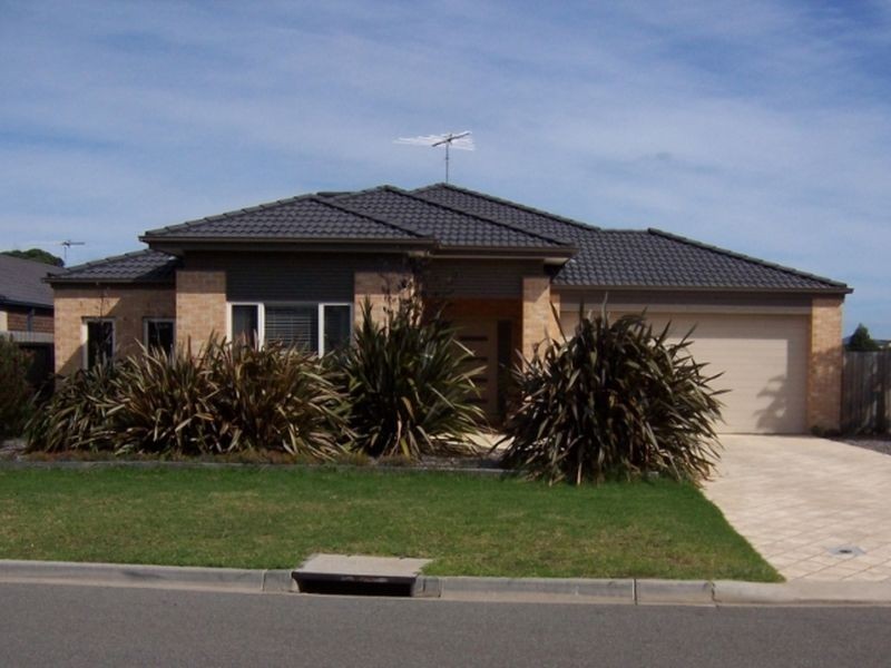 7 Yacht Court, Indented Head VIC 3223