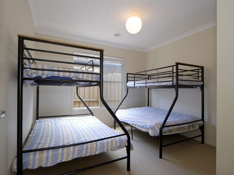 7 Yacht Court, Indented Head VIC 3223