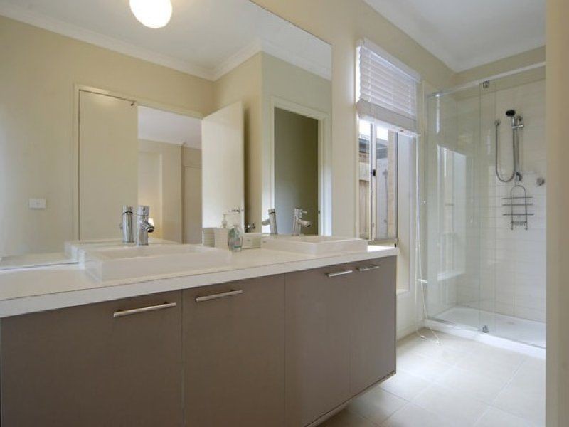 7 Yacht Court, Indented Head VIC 3223