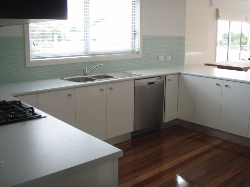 16 Yacht Court, Indented Head VIC 3223