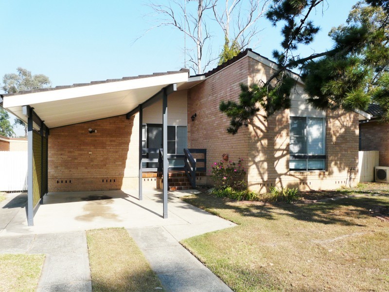 3 Mckellar Cres, South Windsor NSW 2756