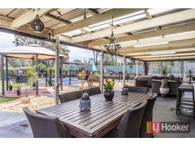 812 Richmond Road, Berkshire Park NSW 2765