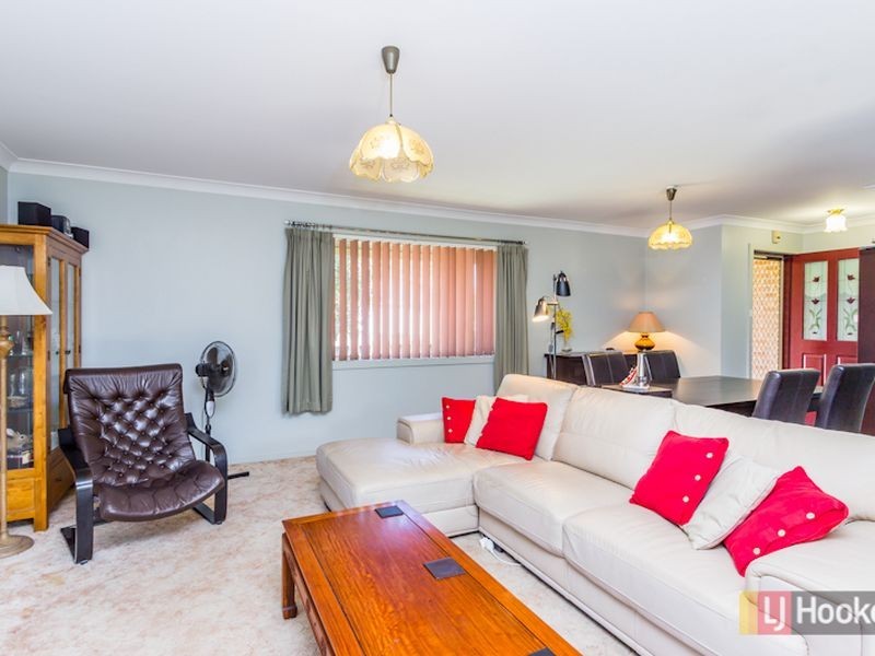 74 John Tebbutt Place, Richmond NSW 2753