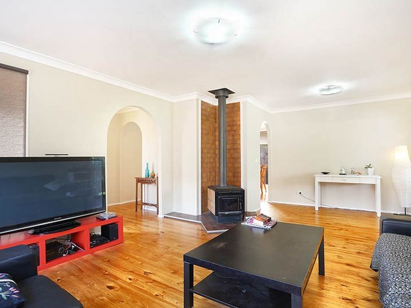 72 William Cox Drive, Richmond NSW 2753