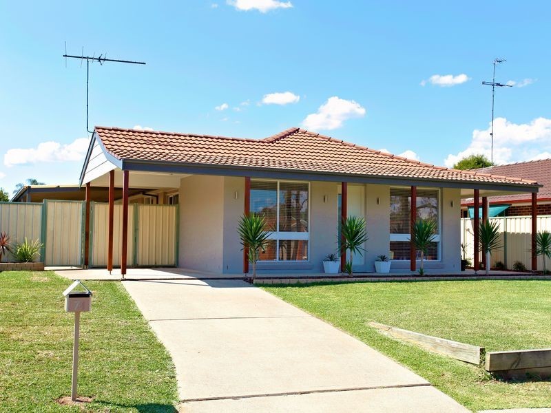 74 Porpoise Cres, Bligh Park NSW 2756