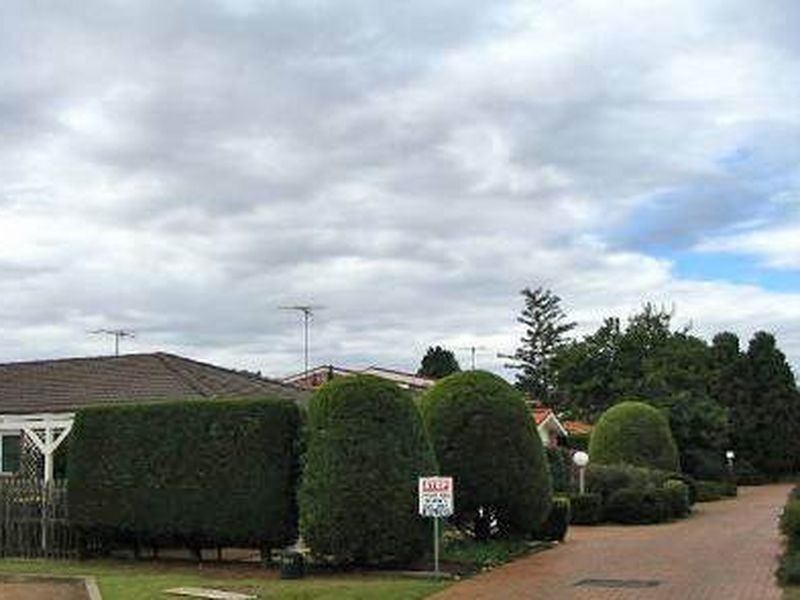 111 John Tebbutt Place, Richmond NSW 2753