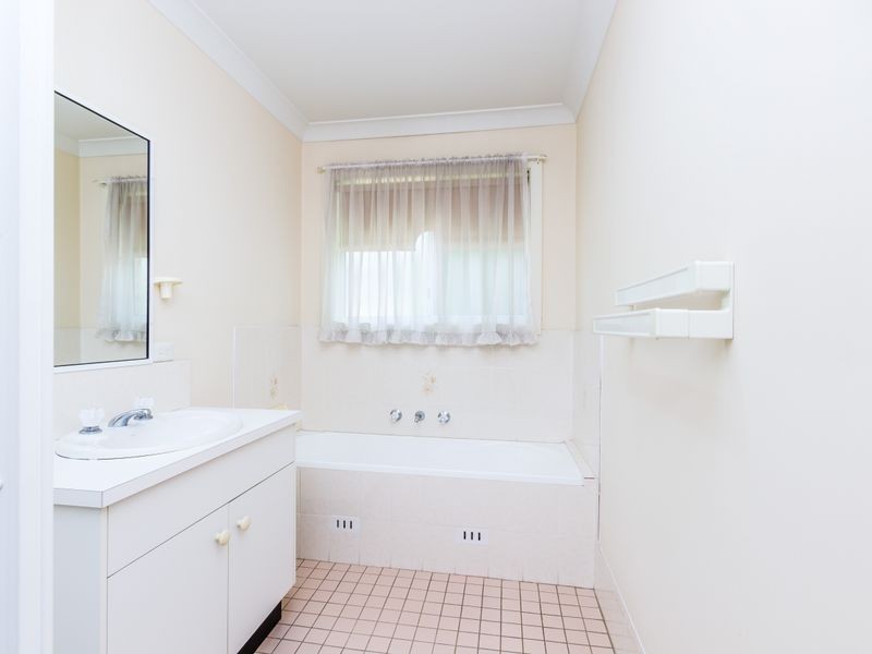 73 John Tebbutt Place, Richmond NSW 2753