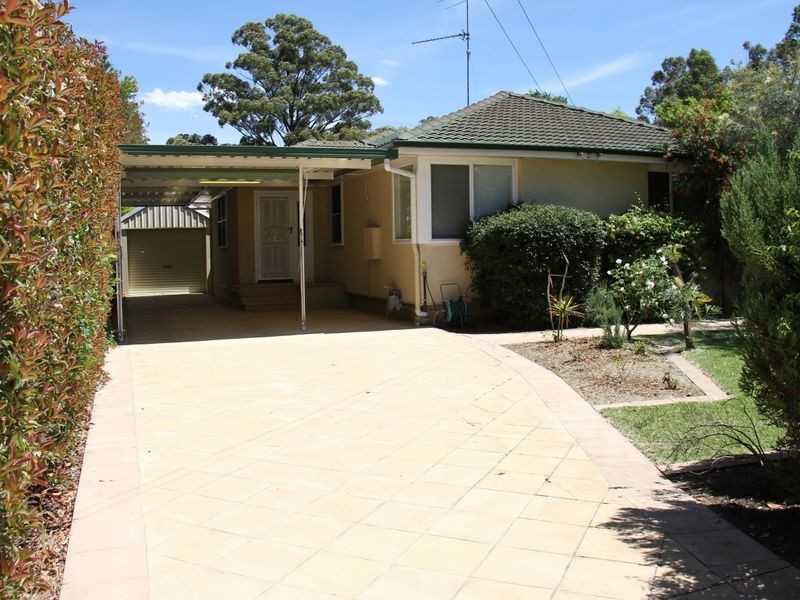 8 Sardonyx Avenue, Richmond NSW 2753