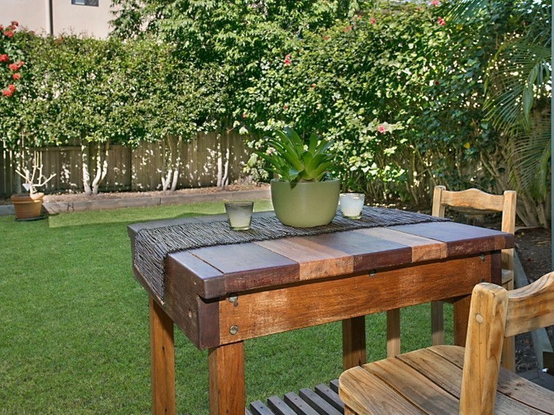 2/14 Gardenia Grove, Burleigh Heads QLD 4220